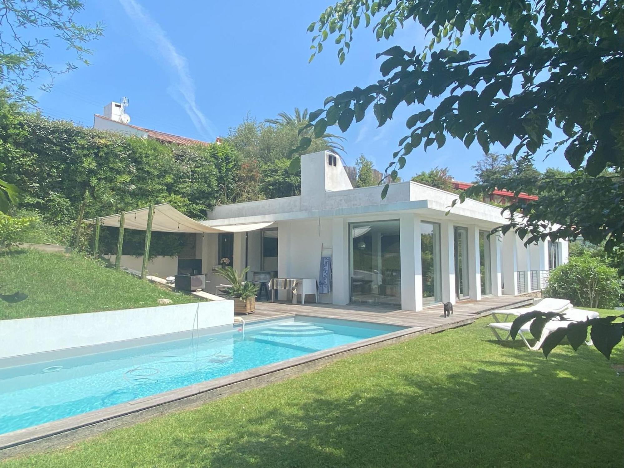 Villa: Piscine, Proche Centre & Mer
